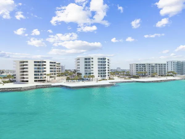 $925,000 | 110 Gulf Shore Drive, Unit 427, Destin, FL 32541