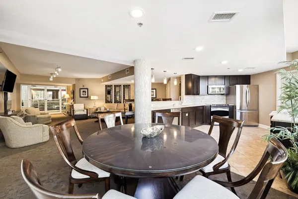 $925,000 | 110 Gulf Shore Drive, Unit 427, Destin, FL 32541