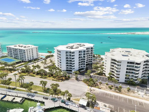 $925,000 | 110 Gulf Shore Drive, Unit 427, Destin, FL 32541