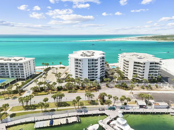 $925,000 | 110 Gulf Shore Drive, Unit 427, Destin, FL 32541