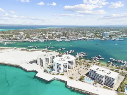 $925,000 | 110 Gulf Shore Drive, Unit 427, Destin, FL 32541