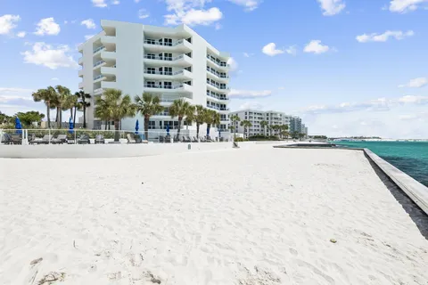 $925,000 | 110 Gulf Shore Drive, Unit 427, Destin, FL 32541