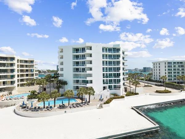 $925,000 | 110 Gulf Shore Drive, Unit 427, Destin, FL 32541