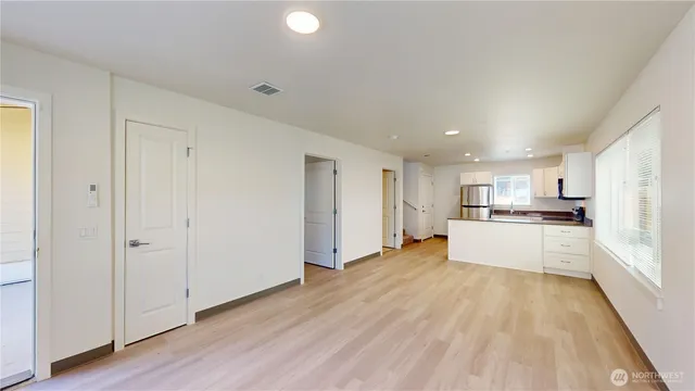 $528,000 | 13813 32nd Lane South, Tukwila, WA 98168