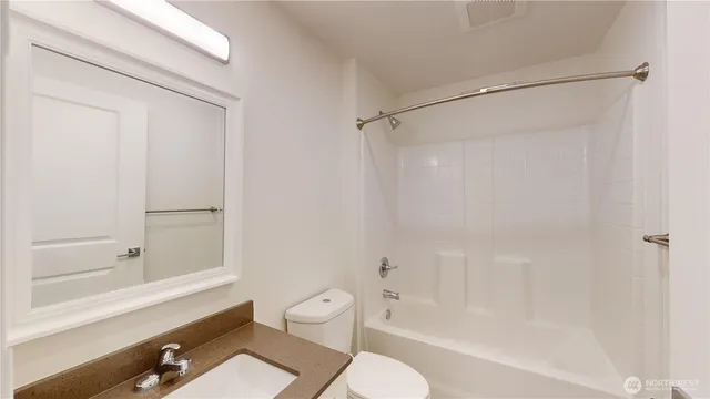 $528,000 | 13813 32nd Lane South, Tukwila, WA 98168