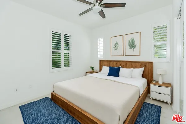 $835,000 | 453 North Altadena Drive, Unit 8, Pasadena, CA 91107