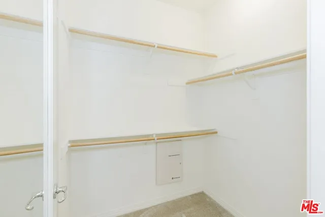 $880,000 | 453 North Altadena Drive, Unit 8, Pasadena, CA 91107