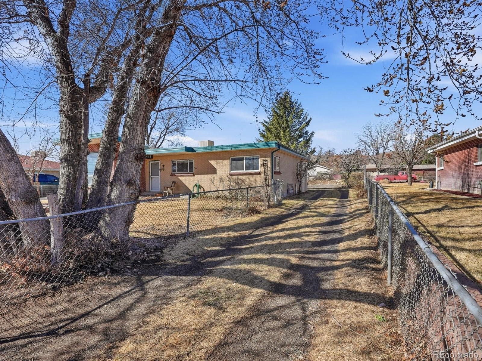 4785 Indiana Street Golden, CO 80403 - Photo 6 of 50