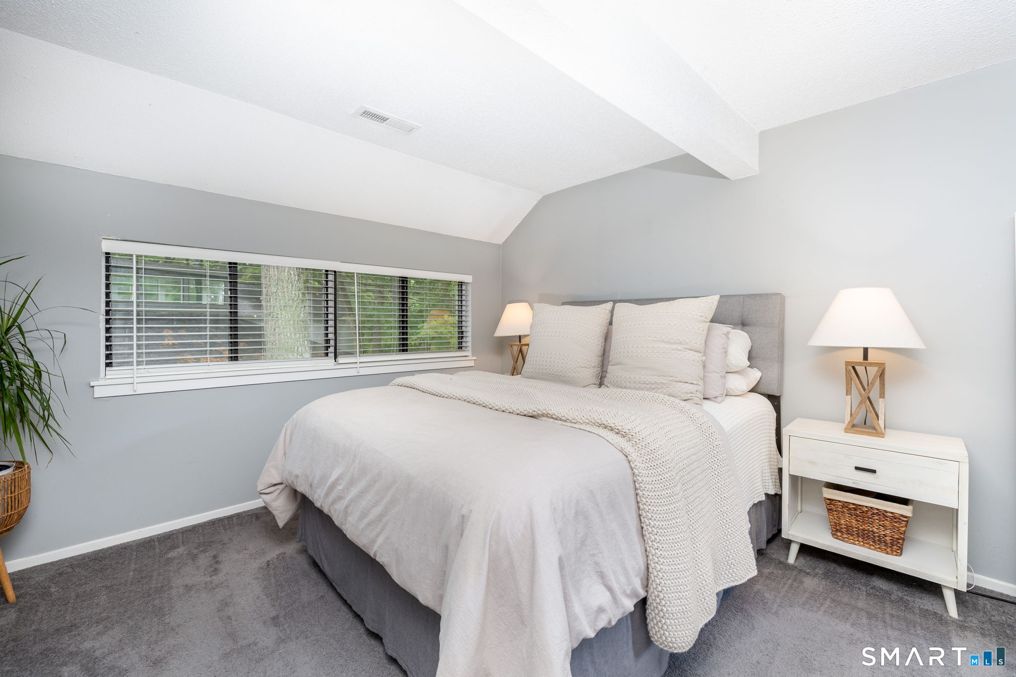 15 Gray Pine Common, Unit 15 Avon, CT 06001 - Photo 21 of 40