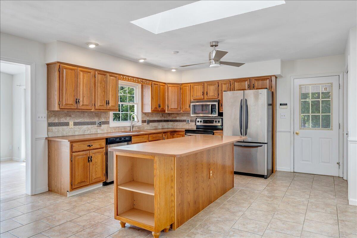 3222 Lakewood Forest Road Moneta, VA 24121 - Photo 16 of 97 16-MIB09747