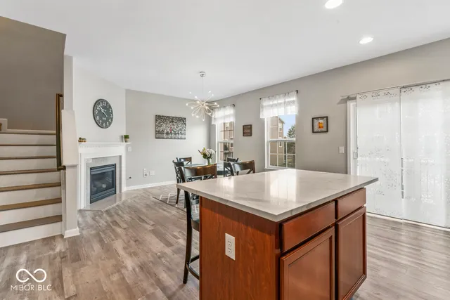 $322,900 | 245 Coatsville Drive, Westfield, IN 46074