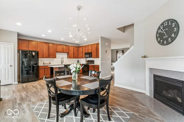 $322,900 | 245 Coatsville Drive, Westfield, IN 46074