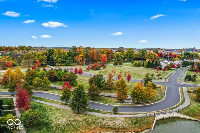 $322,900 | 245 Coatsville Drive, Westfield, IN 46074