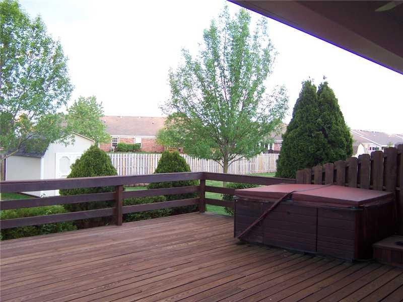 8045 Mathews Road Indianapolis, IN 46259 - Photo 19 of 24 Gallery Image 19