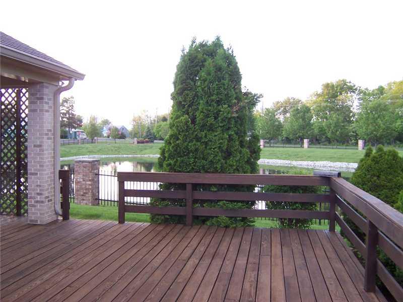 8045 Mathews Road Indianapolis, IN 46259 - Photo 20 of 24 Gallery Image 20