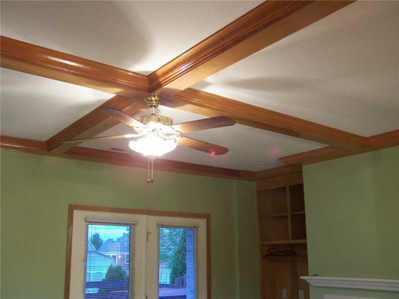 8045 Mathews Road Indianapolis, IN 46259 - Photo 3 of 24 Gallery Image 3