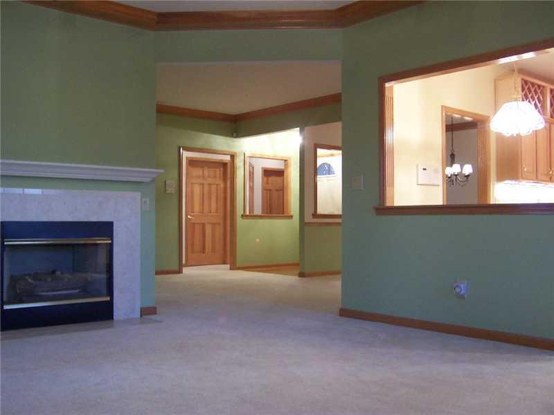 8045 Mathews Road Indianapolis, IN 46259 - Photo 4 of 24 Gallery Image 4