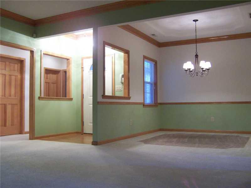 8045 Mathews Road Indianapolis, IN 46259 - Photo 5 of 24 Gallery Image 5