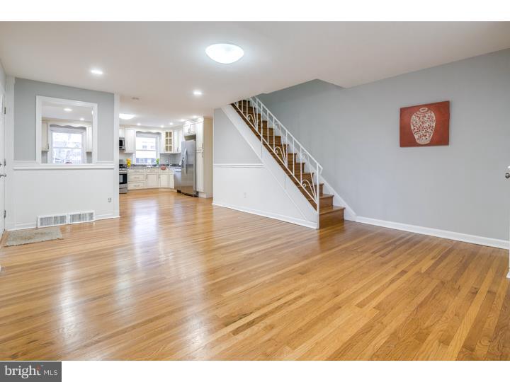 9931 Medway Road Philadelphia, PA 19115 - Photo 2 of 15 Living Room