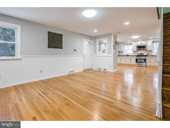 9931 Medway Road Philadelphia, PA 19115 - Photo 4 of 15 Living Room