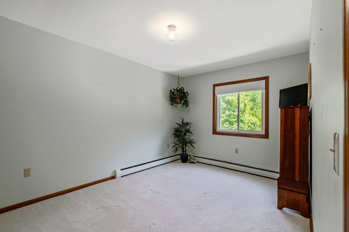 678 Pond Road Hinesburg, VT 05461 - Photo 20 of 46