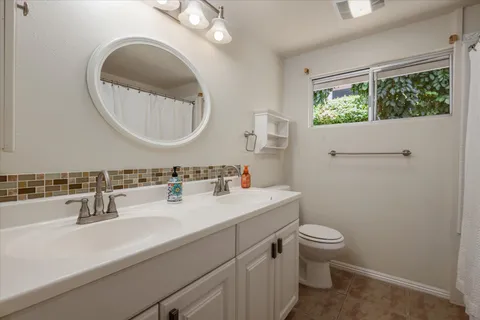 $1,250,000 | 75-329 Aloha Kona Drive, Kailua-Kona, HI 96740
