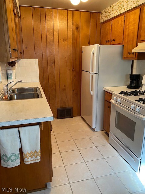 182 Beck Road Avon Lake, OH 44012 - Photo 6 of 23 Gallery Image 6