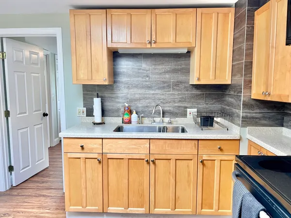 $625,000 | 13 Main Street, Atkinson, NH 03811