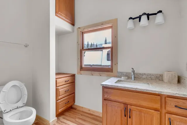 $3,995,000 | 7899 Forest Drive, Yosemite National Park, CA 95389