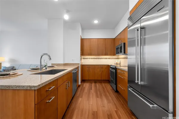 $750,000 | 555 South Street, Unit 4004, Honolulu, HI 96813