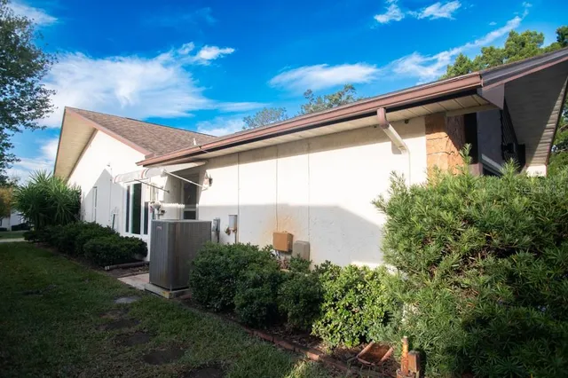 $495,000 | 1350 Glengarry Drive, Palm Harbor, FL 34684