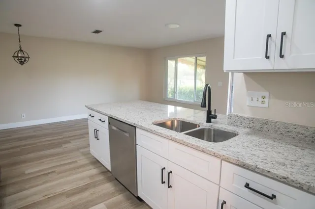 $495,000 | 1350 Glengarry Drive, Palm Harbor, FL 34684