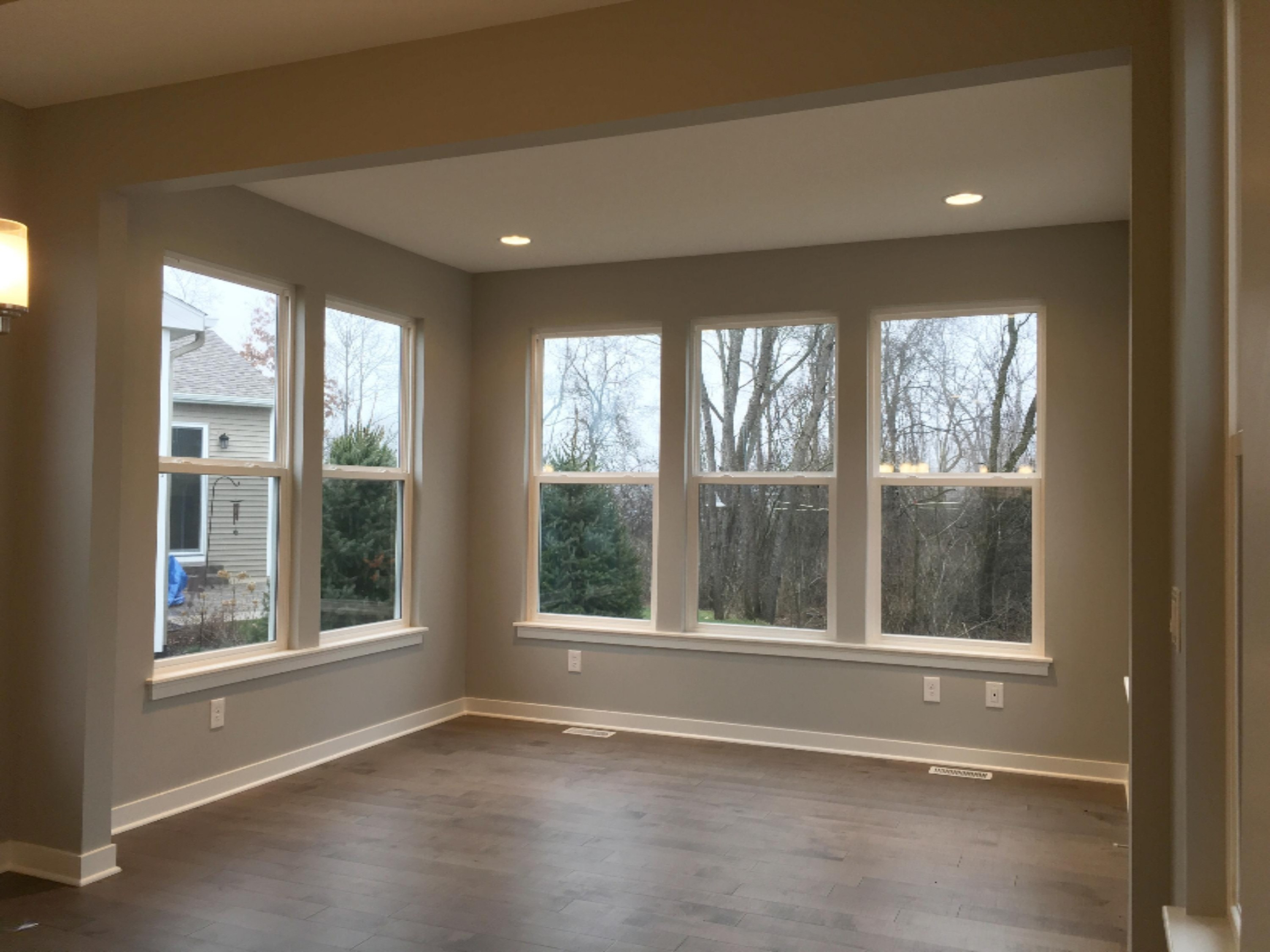 3403 Dunns Ridge, Unit 48 Kalamazoo, MI 49009 - Photo 6 of 15 WW-01-002 Sunroom