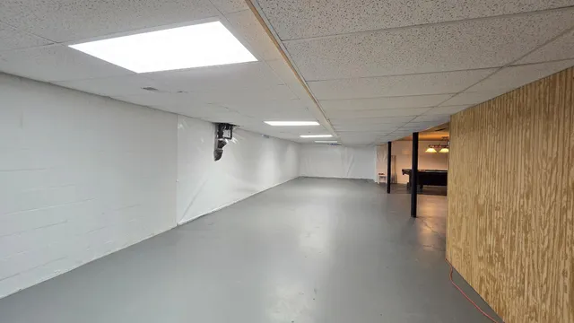 $685,000 | 84237 Highway 251, Hollandale, MN 56045