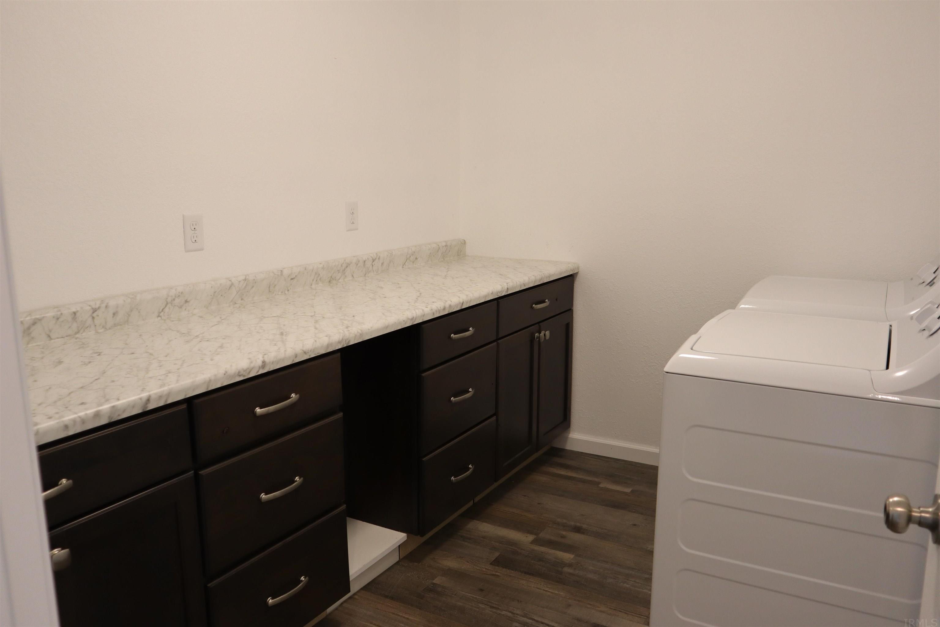 223 South 7th Street Decatur, IN 46733 - Photo 12 of 16
