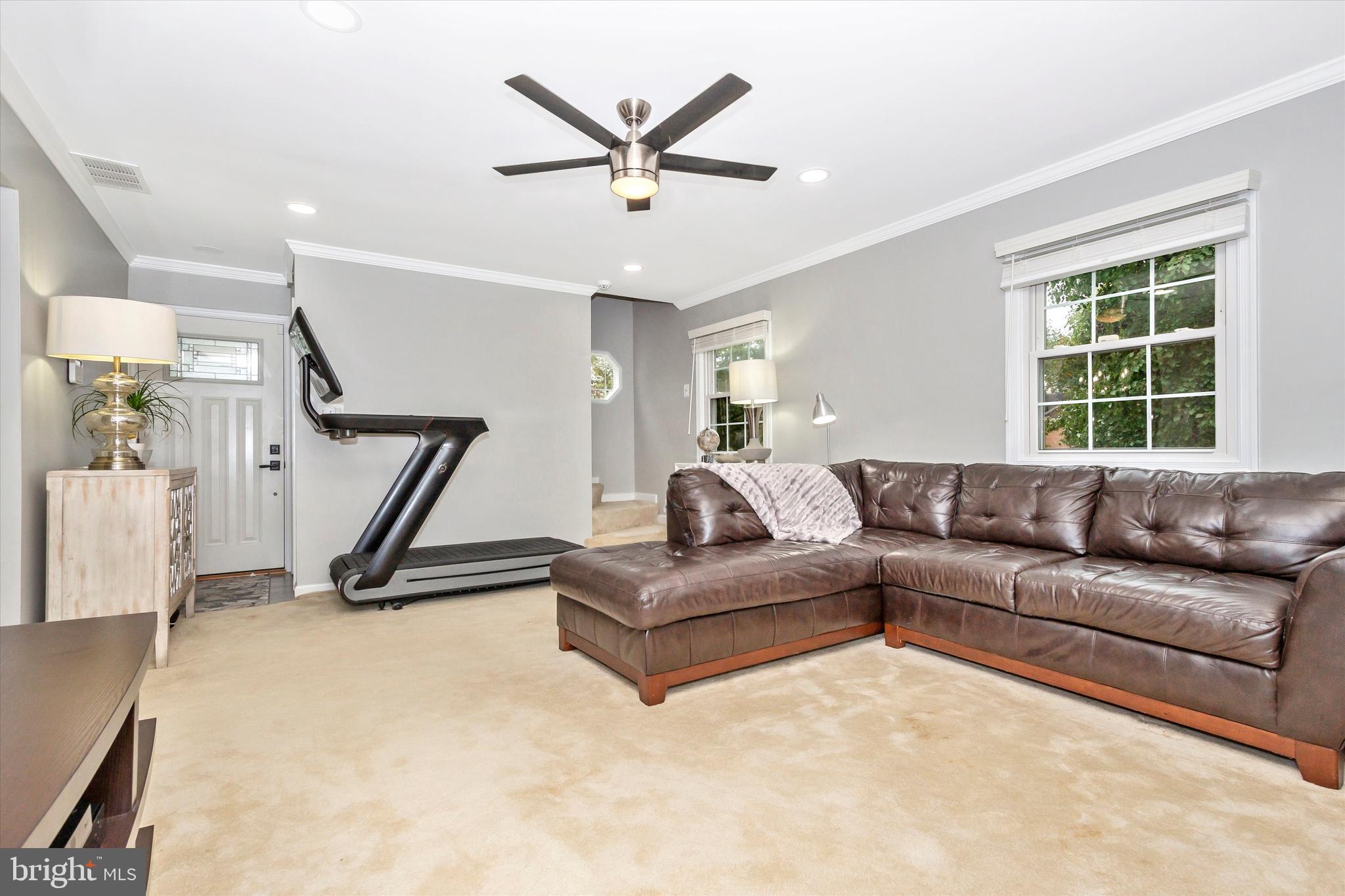12145 Dove Circle Laurel, MD 20708 - Photo 8 of 39 Gallery Image 8