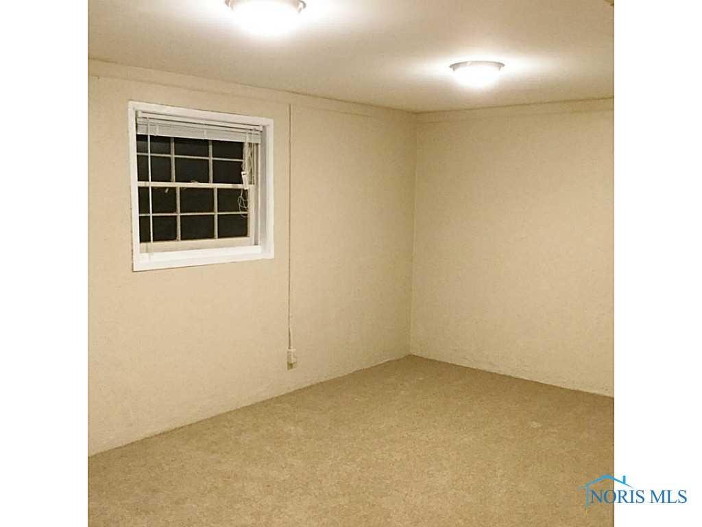 1820 East Benwick Road Toledo, OH 43613 - Photo 12 of 17 Gallery Image 12
