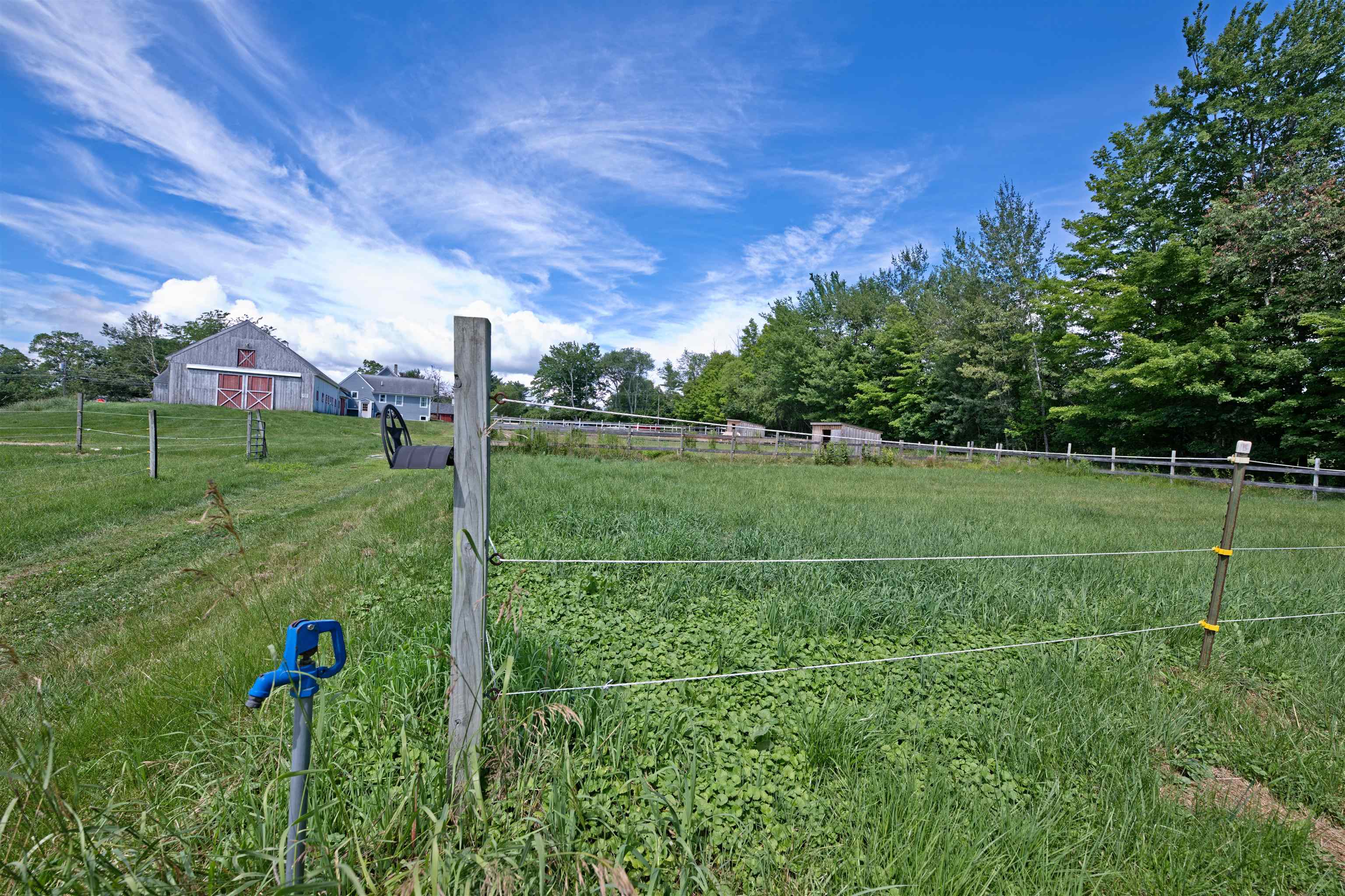 131 S Road Deerfield, NH 03037 - Photo 9 of 21