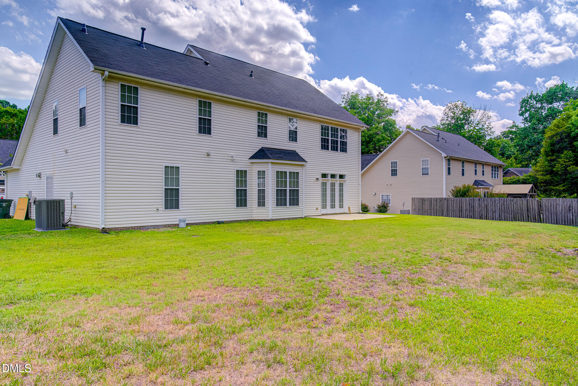 2517 Cambridge Road Burlington, NC 27215 - Photo 4 of 29 2517 Cambridge Rd Photo-47