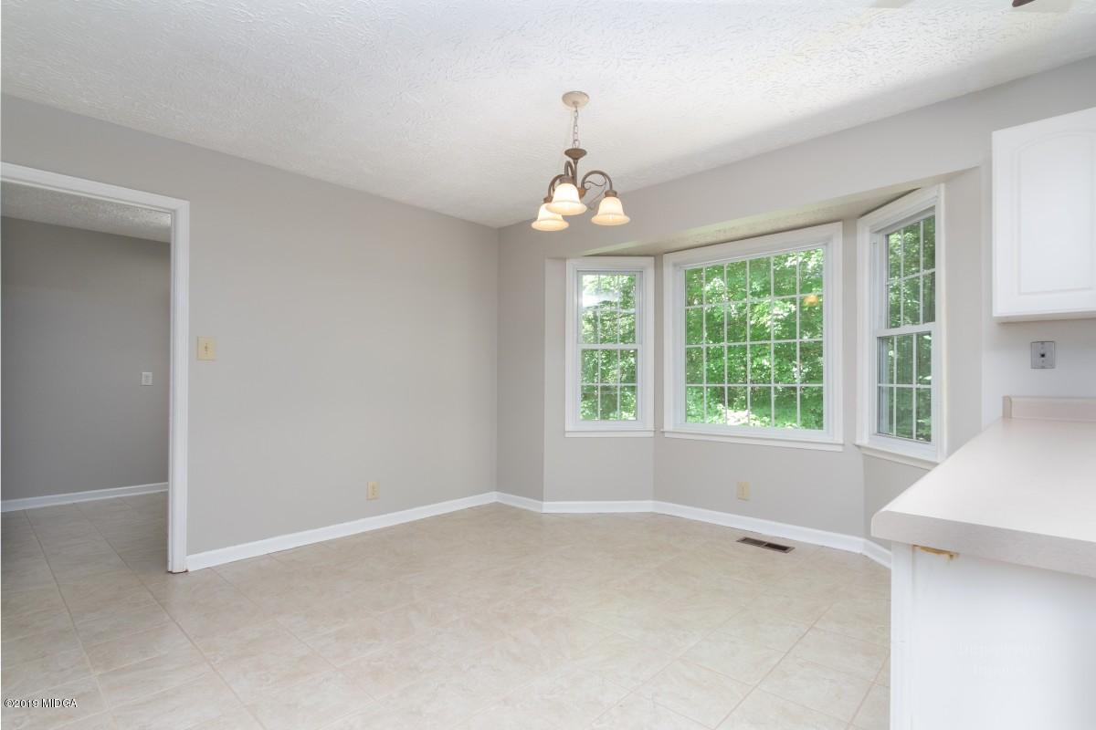 1003 Wimbledon Road Macon, GA 31210 - Photo 11 of 27 12