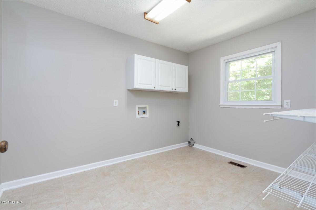 1003 Wimbledon Road Macon, GA 31210 - Photo 13 of 27 14
