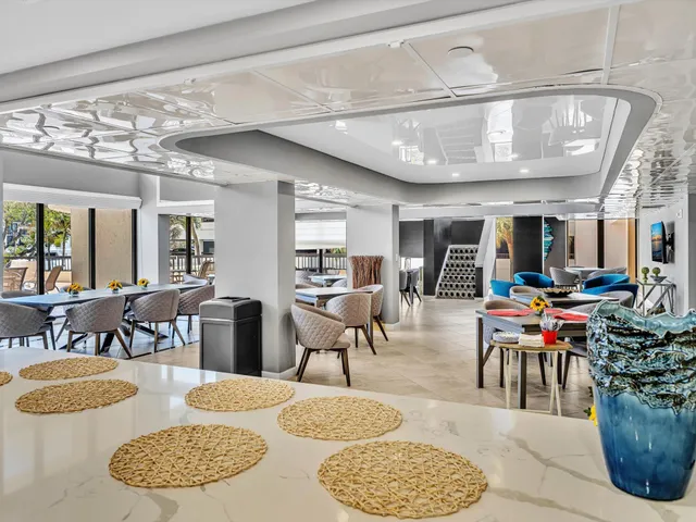 $1,295,000 | 4740 South Ocean Boulevard, Unit 606, Highland Beach, FL 33487