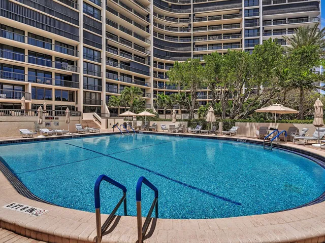 $1,295,000 | 4740 South Ocean Boulevard, Unit 606, Highland Beach, FL 33487