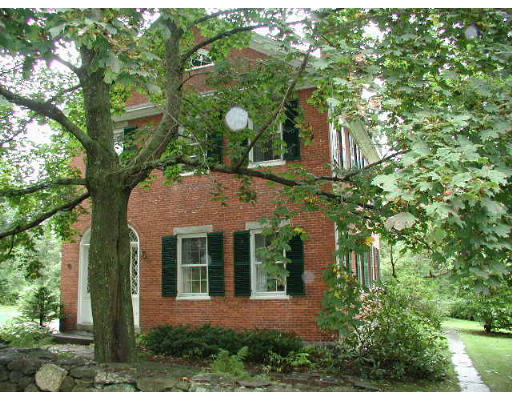82 Greenwich Road Hardwick, MA 01037 - Photo 1 of 11