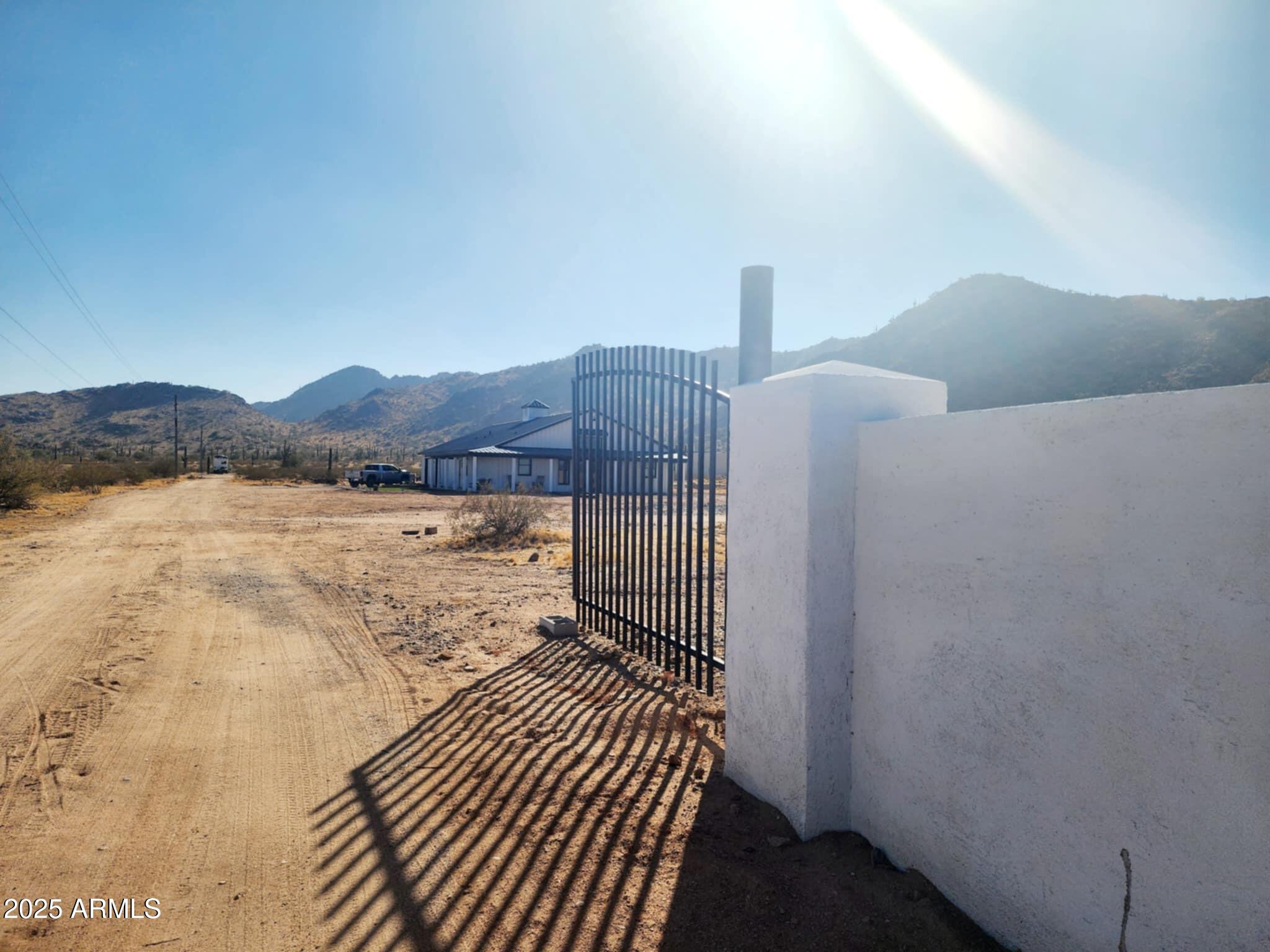 55091 West Pima Road Maricopa, AZ 85139 - Photo 17 of 43 Automatic Gate