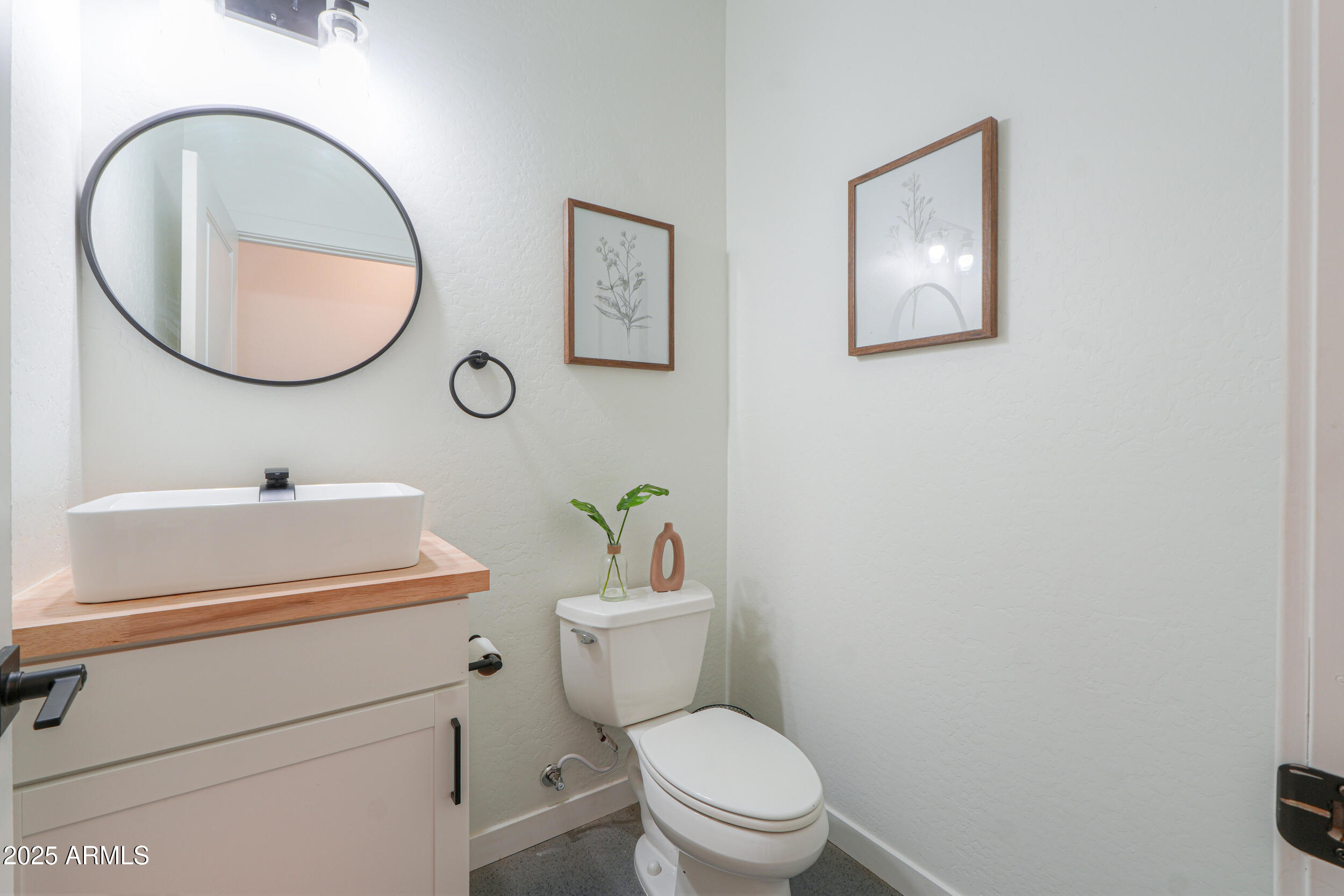 55091 West Pima Road Maricopa, AZ 85139 - Photo 29 of 43 1/2 bath