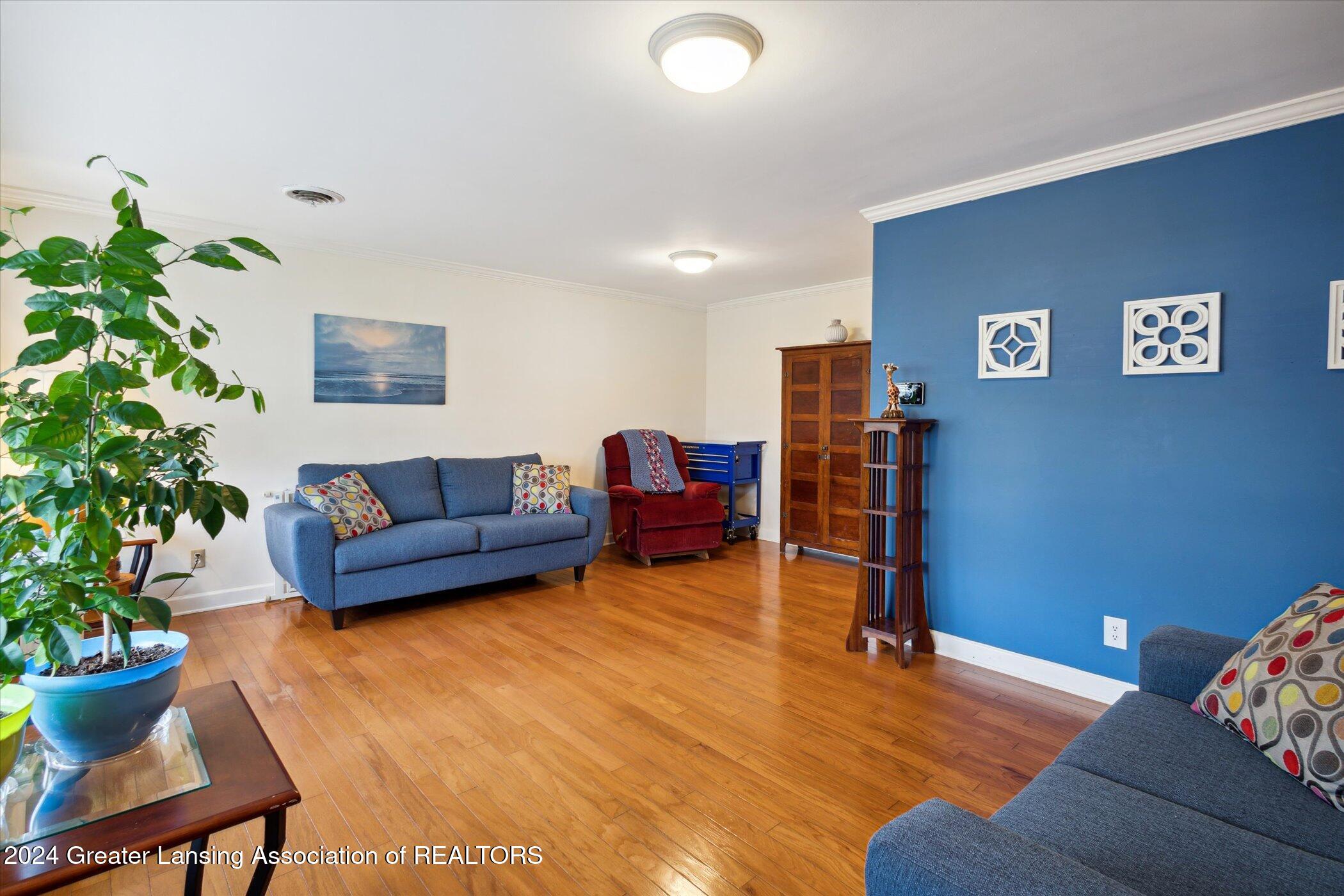 2510 Westbury Road Lansing, MI 48906 - Photo 8 of 39 1000013034