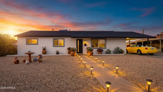 $425,000 | 2232 West San Miguel Avenue, Phoenix, AZ 85015