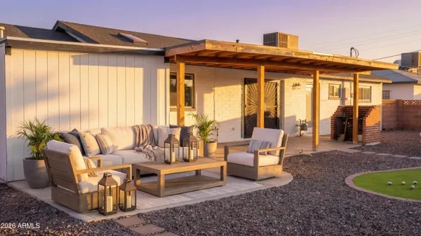 $424,500 | 2232 West San Miguel Avenue, Phoenix, AZ 85015