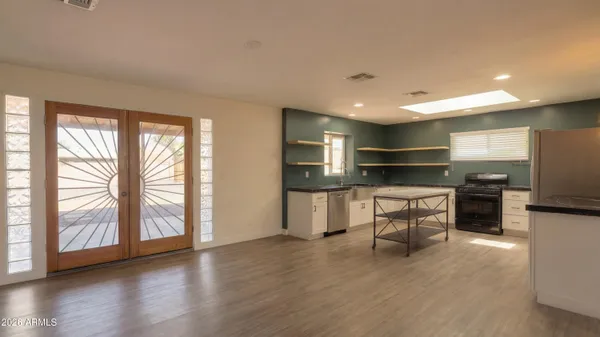 $424,500 | 2232 West San Miguel Avenue, Phoenix, AZ 85015